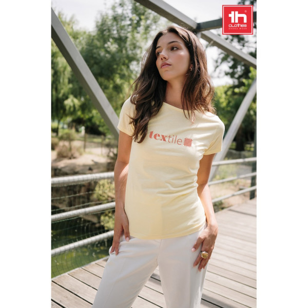 THC SOFIA. Tailliertes Damen-T-Shirt